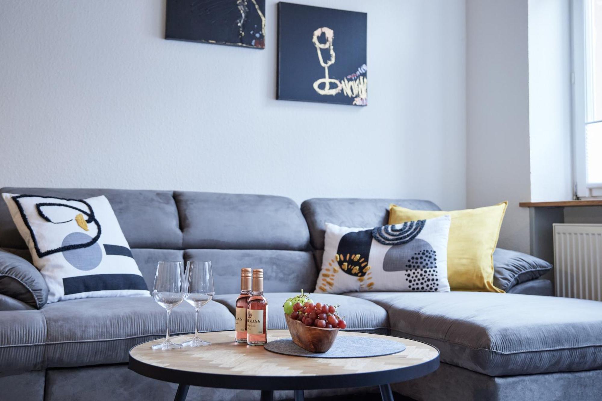 Upper Room Altstadt-Apartment Im Herzen Der Pfalz Neustadt an der Weinstraße Buitenkant foto